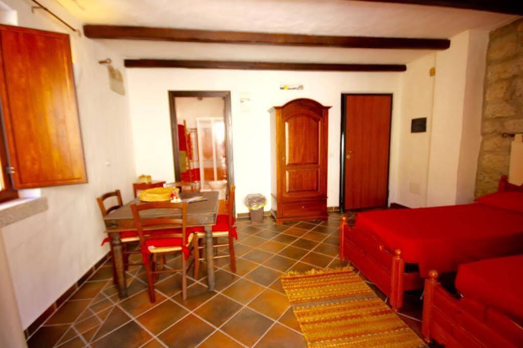 Hotel Amsicora 8 Olbia Zewnętrze zdjęcie